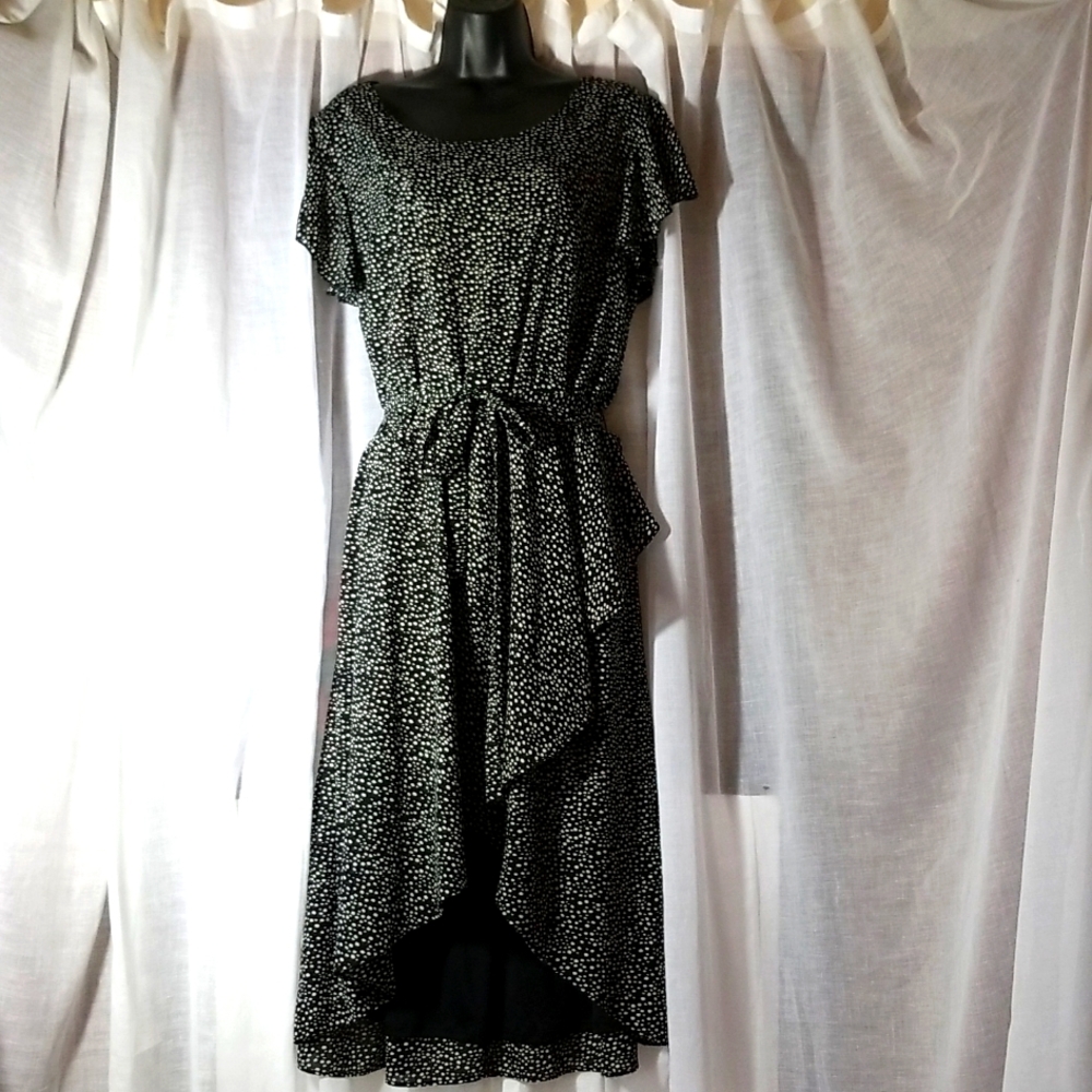 Sz 18 Assymetrical Cut Dress